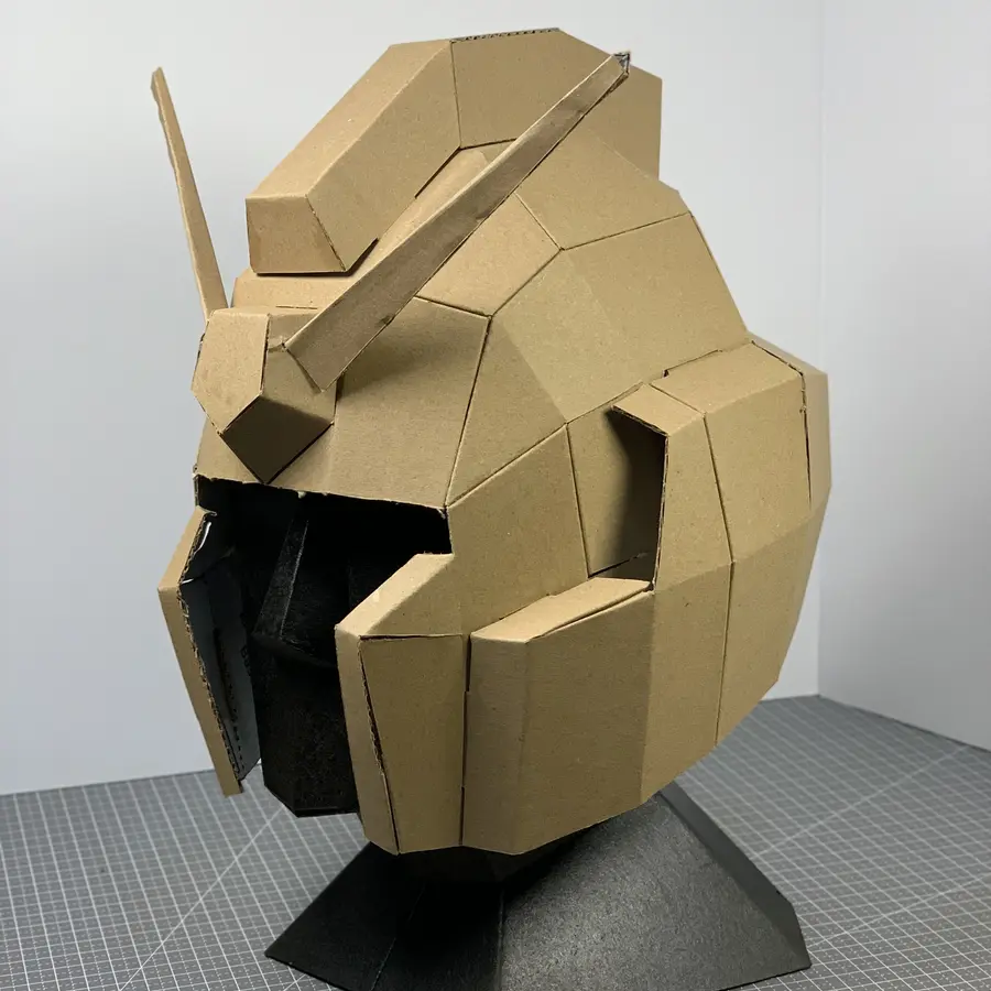 Gundam Helmet cardboard pattern